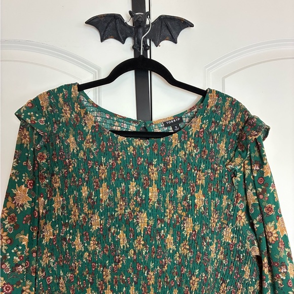 Torrid Green Floral Babydoll Smocked Top Ruffle Accent - Picture 7 of 14